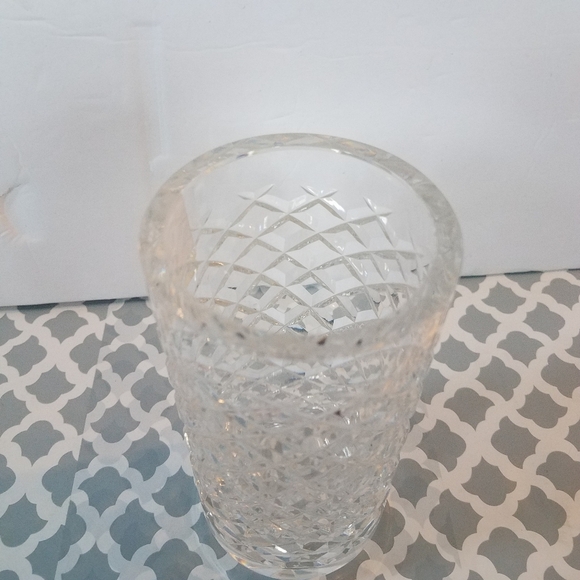Waterford Crystal Diamond Cut Vase - Picture 10 of 11